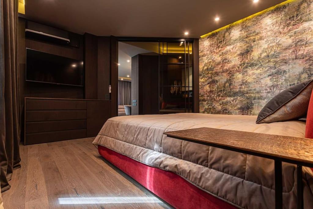 Luxury Apartment In The Superb Location Chisinau Exterior foto